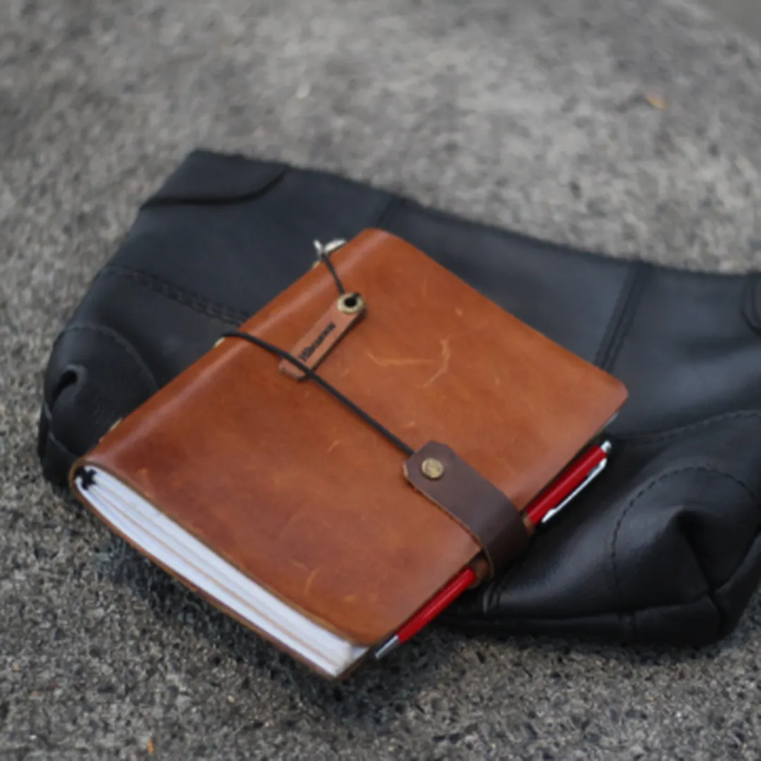 Trevi 2 Midori Style Dan Pouch Kulit